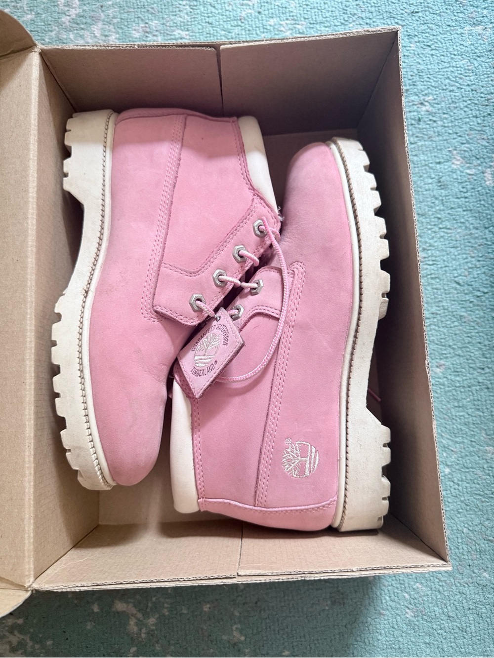 Timberland Pink Nubuck Women's 6-Inch Boot Sz 8.5m